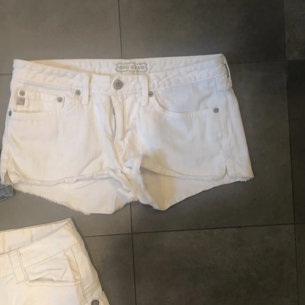 Jean and Jean Shorts Bundle - Picture 3 of 13